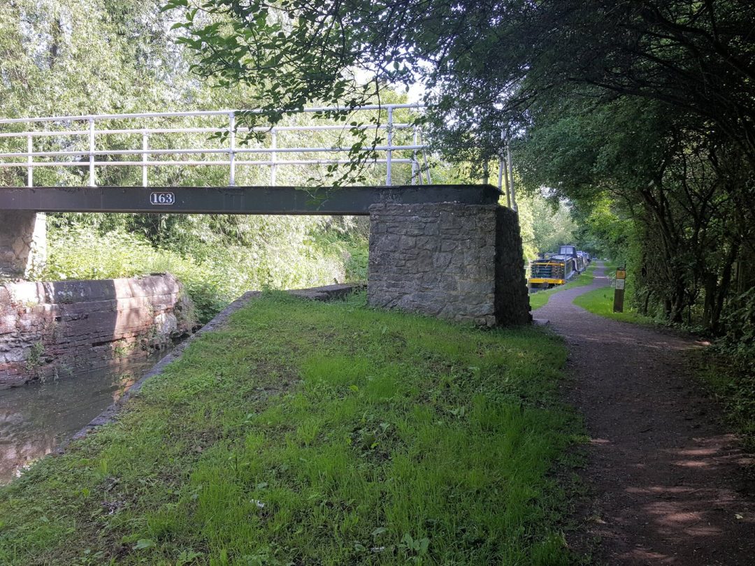 Only half a mile from Banbury