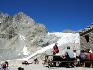 Refuge Glacier Blanc 1