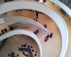 Intriguing curves in the Blavatnik building