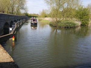 Crossing the Cherwell at Aynho Weir