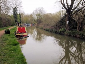 Posh moorings approaching Thrupp village